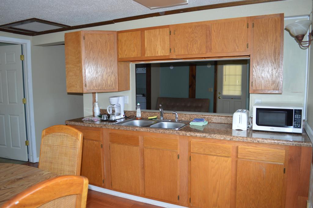 Summer Breeze Resort Wisconsin Dells Room photo