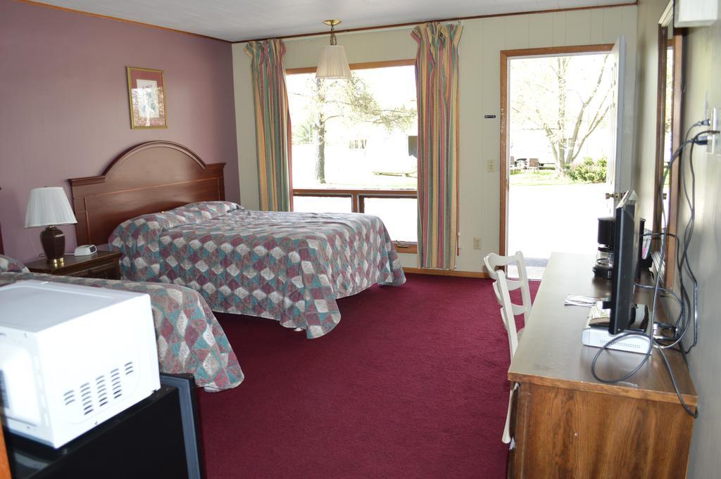 Summer Breeze Resort Wisconsin Dells Exterior photo