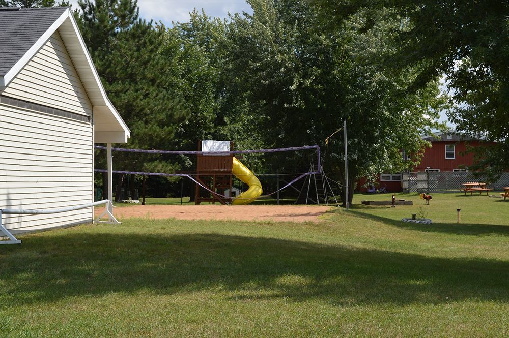 Summer Breeze Resort Wisconsin Dells Exterior photo