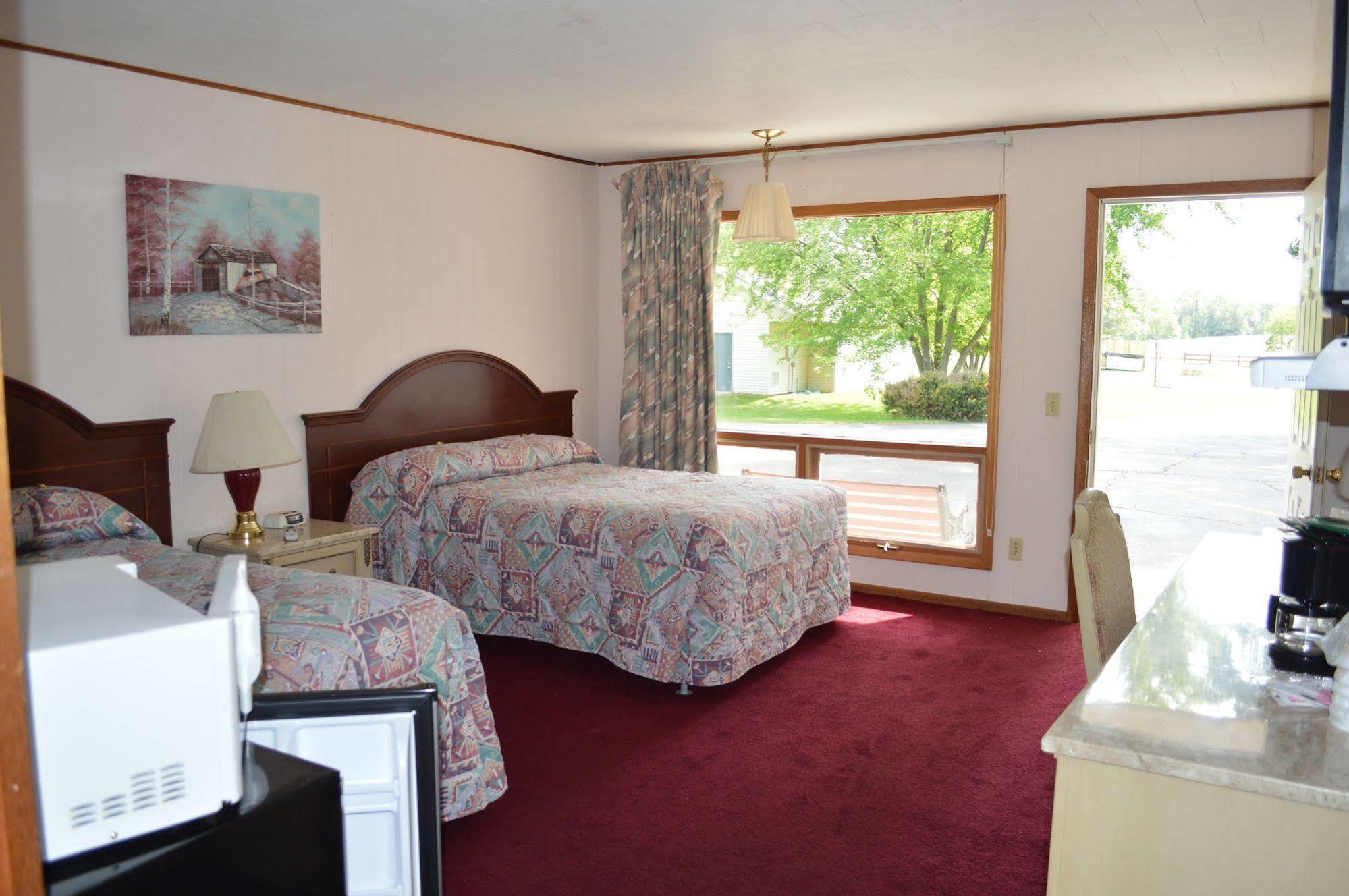Summer Breeze Resort Wisconsin Dells Exterior photo